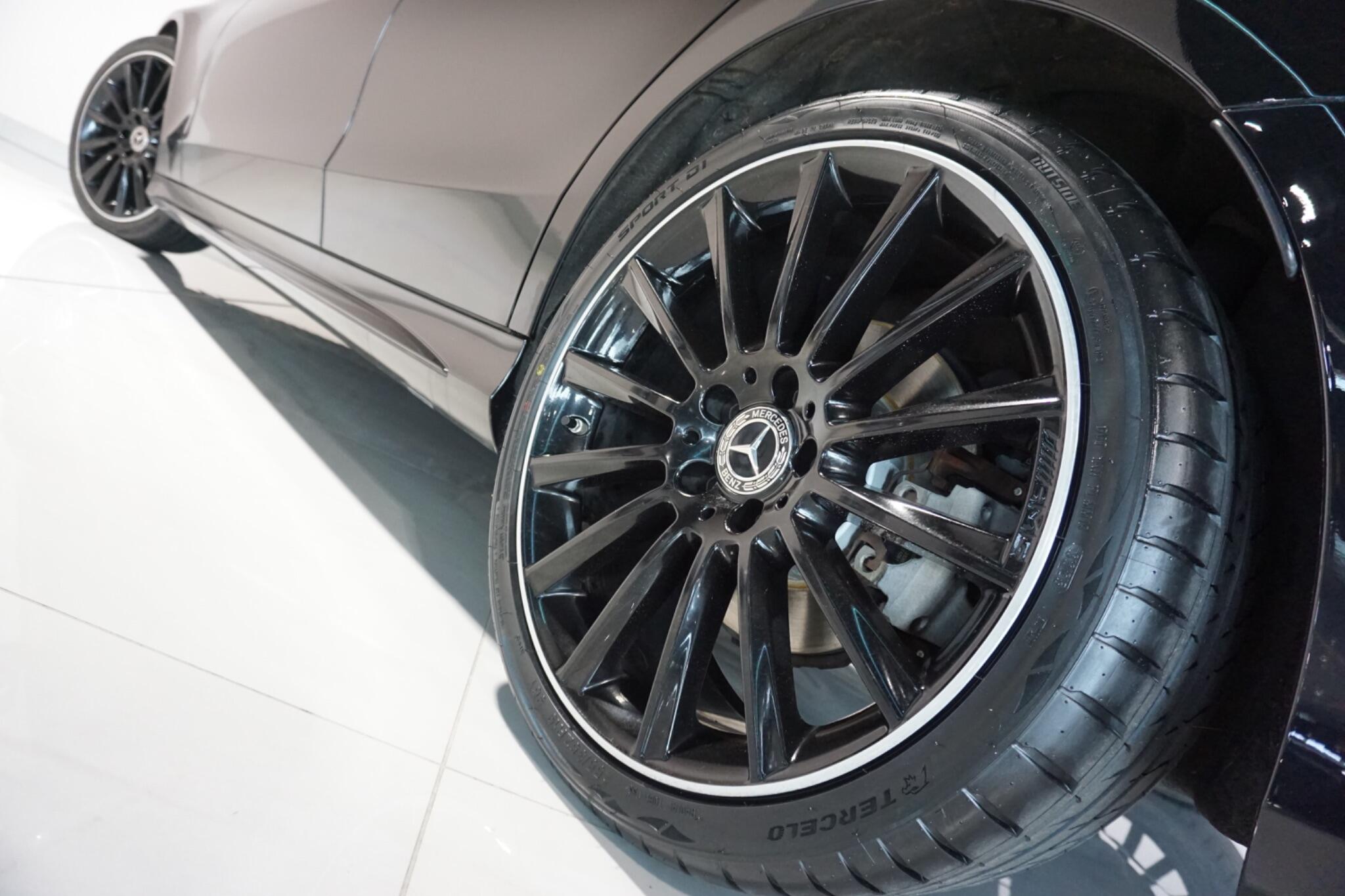 Mercedes-Benz C Class 2.0 C220d AMG Line Night Edition (Premium) Saloon 4dr Diesel G-Tronic+ Euro 6 (s/s) (194 ps)